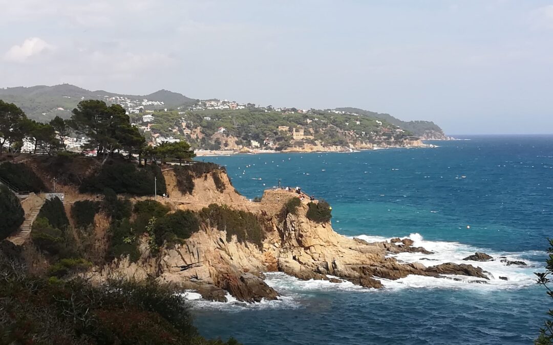 Séjour à Lloret De Mar sur la Costa Brava. « Le Gem Renaître et le Phare de Saverne »